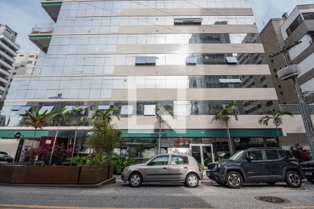 Apartamento para alugar com 99m², 2 quartos e 2 vagas Apartamento para alugar com 99m², 2 quartos e 2 vagasFachada