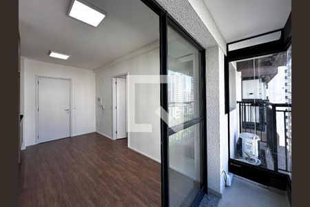 Apartamento à venda com 33m², 1 quarto e sem vagaSacada