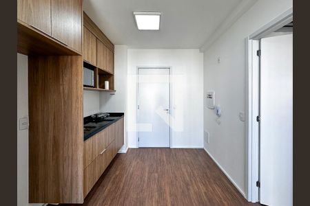 Cozinha de apartamento para alugar com 1 quarto, 33m² em Campo Belo, São Paulo