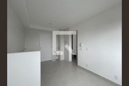 Sala e Cozinha Integrada de apartamento para alugar com 2 quartos, 32m² em Itaquera, São Paulo