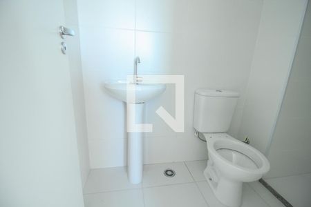 Banheiro de apartamento para alugar com 1 quarto, 30m² em Brás, São Paulo