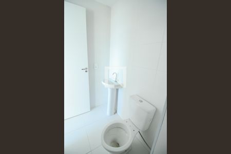 Banheiro de apartamento para alugar com 1 quarto, 30m² em Brás, São Paulo