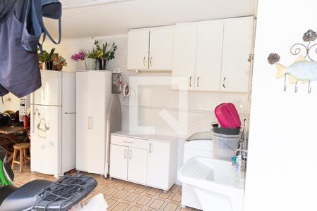 Casa à venda com 170m², 3 quartos e 2 vagas Casa à venda com 170m², 3 quartos e 2 vagasÁrea de Serviço