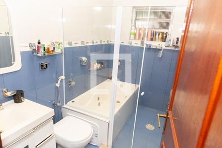 Casa à venda com 170m², 3 quartos e 2 vagas Casa à venda com 170m², 3 quartos e 2 vagasBanheiro da Suíte 2