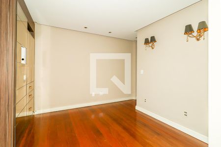 Quarto Suíte de apartamento para alugar com 2 quartos, 240m² em Higienópolis, Porto Alegre