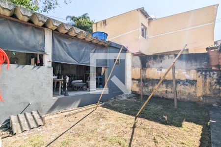 Casa à venda com 385m², 3 quartos e 10 vagasQuintal e jardim