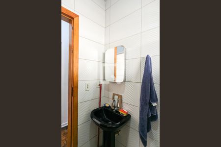 Casa à venda com 385m², 3 quartos e 10 vagasBanheiro 1