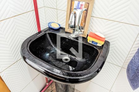 Casa à venda com 385m², 3 quartos e 10 vagasBanheiro 1