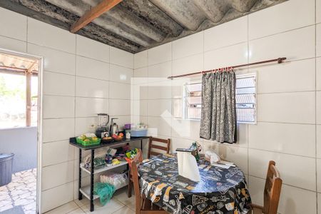 Casa à venda com 385m², 3 quartos e 10 vagasCozinha