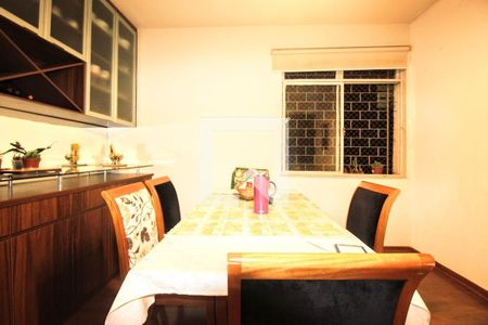 Apartamento à venda com 110m², 3 quartos e 1 vagaSala