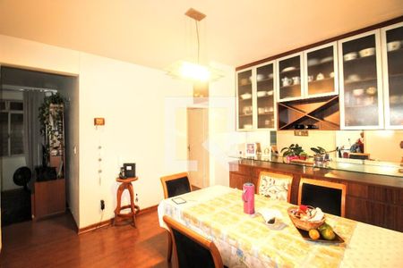 Apartamento à venda com 110m², 3 quartos e 1 vagaSala