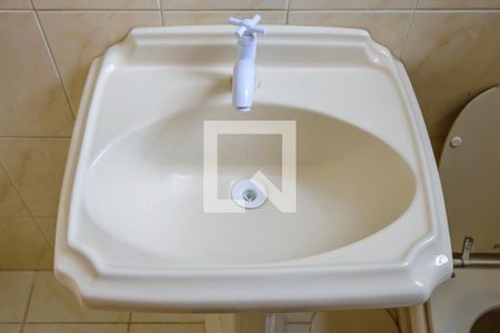 Banheiro de apartamento para alugar com 1 quarto, 40m² em Centro Histórico, Porto Alegre