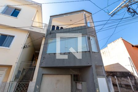 Casa à venda com 70m², 2 quartos e sem vagaFachada