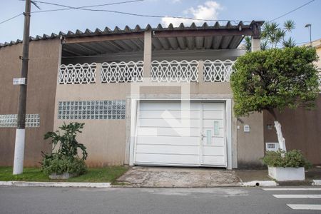 Casa à venda com 178m², 3 quartos e 2 vagas Casa à venda com 178m², 3 quartos e 2 vagasFachada do Prédio