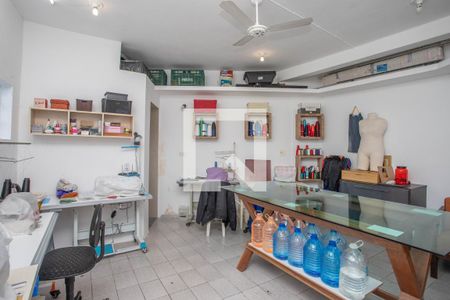 Casa à venda com 178m², 3 quartos e 2 vagas Casa à venda com 178m², 3 quartos e 2 vagasQuarto adicional