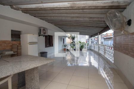 Casa à venda com 178m², 3 quartos e 2 vagas Casa à venda com 178m², 3 quartos e 2 vagasVaranda / área de lazer