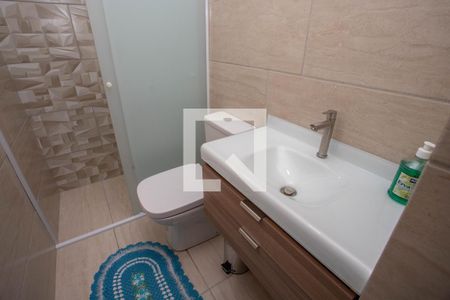 Casa à venda com 178m², 3 quartos e 2 vagas Casa à venda com 178m², 3 quartos e 2 vagasÁrea de serviço