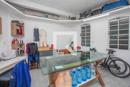 Casa à venda com 178m², 3 quartos e 2 vagas Casa à venda com 178m², 3 quartos e 2 vagasQuarto adicional