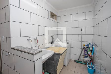 Casa à venda com 178m², 3 quartos e 2 vagas Casa à venda com 178m², 3 quartos e 2 vagasÁrea de serviço