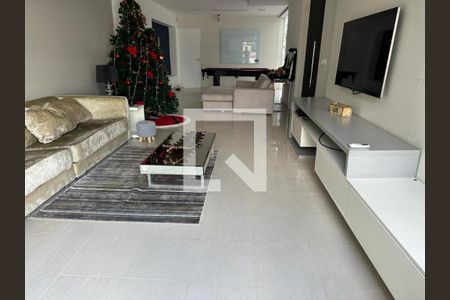 Foto 01 de casa à venda com 4 quartos, 335m² em Água Rasa, São Paulo