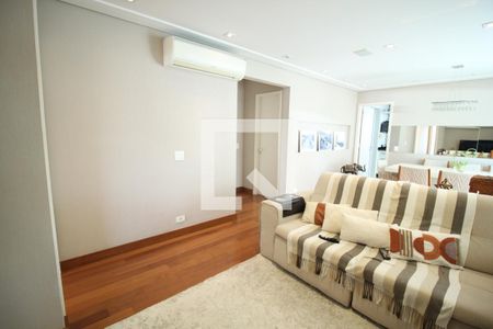 Sala de apartamento à venda com 3 quartos, 140m² em Vila Prudente, São Paulo
