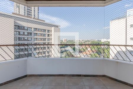 Apartamento à venda com 217m², 4 quartos e 4 vagasVaranda da Sala