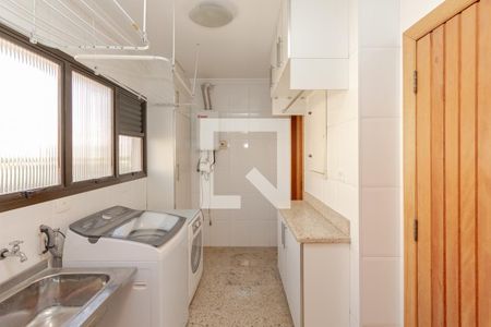 Apartamento à venda com 217m², 4 quartos e 4 vagasÁrea de Serviço
