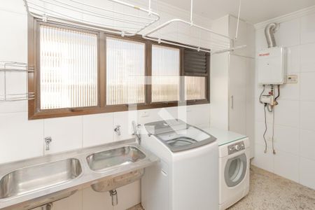 Apartamento à venda com 217m², 4 quartos e 4 vagasÁrea de Serviço