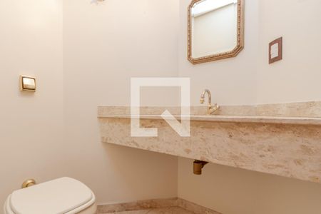 Apartamento à venda com 217m², 4 quartos e 4 vagasLavabo