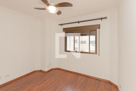 Apartamento à venda com 217m², 4 quartos e 4 vagasQuarto 1