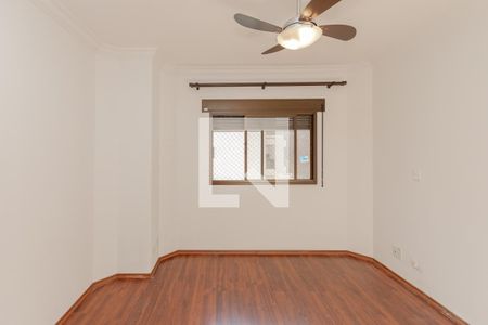 Apartamento à venda com 217m², 4 quartos e 4 vagasQuarto 1