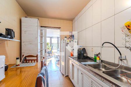 Cozinha e Área de Serviço de apartamento à venda com 3 quartos, 121m² em Menino Deus, Porto Alegre