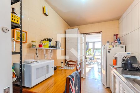 Cozinha e Área de Serviço de apartamento à venda com 3 quartos, 121m² em Menino Deus, Porto Alegre