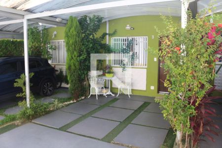 Casa de condomínio à venda com 80m², 2 quartos e 1 vagaGaragem