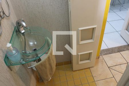 Casa de condomínio à venda com 80m², 2 quartos e 1 vagaLavabo