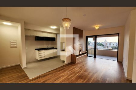 Sala de apartamento para alugar com 3 quartos, 94m² em Parque Residencial Eloy Chaves, Jundiaí