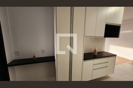 Cozinha e Área de Serviço de apartamento para alugar com 3 quartos, 94m² em Parque Residencial Eloy Chaves, Jundiaí