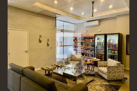 Apartamento à venda com 72m², 2 quartos e 1 vagaÁrea comum