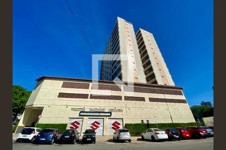 Apartamento à venda com 72m², 2 quartos e 1 vagaFachada