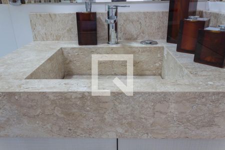 Apartamento à venda com 84m², 3 quartos e 2 vagasBanheiro da Suíte 1