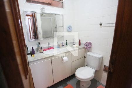 Apartamento à venda com 120m², 2 quartos e 1 vagaBanheiro da Suíte
