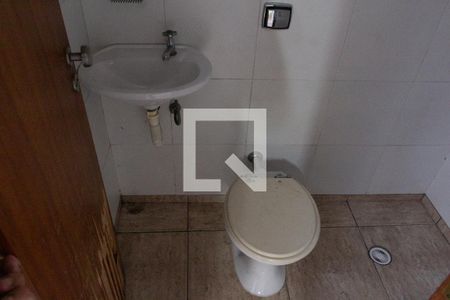 Casa à venda com 200m², 3 quartos e 4 vagasBanheiro de serviço