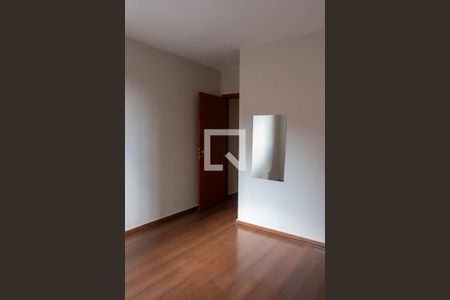 Quarto 1 de casa para alugar com 3 quartos, 200m² em Vila Lageado, São Paulo