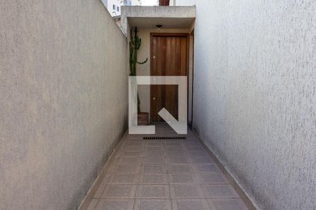 Casa à venda com 200m², 3 quartos e 4 vagasCorredor
