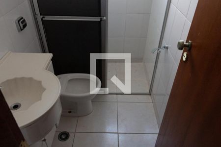 Casa à venda com 200m², 3 quartos e 4 vagasBanheiro Social