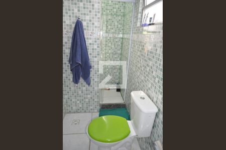 Casa à venda com 87m², 3 quartos e 1 vagaBanheiro