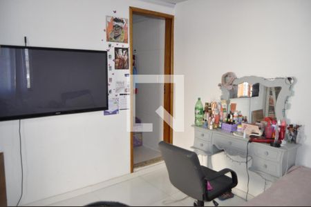 Casa à venda com 87m², 3 quartos e 1 vagaSala