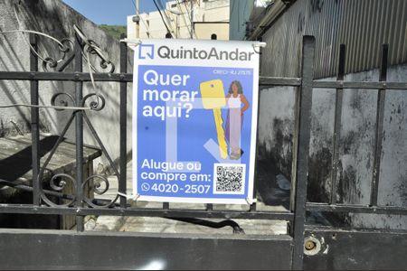 Casa à venda com 87m², 3 quartos e 1 vagaPlaquinha