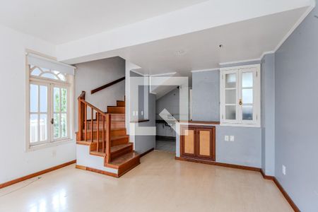 Casa de condomínio para alugar com 124m², 3 quartos e 1 vagaSala