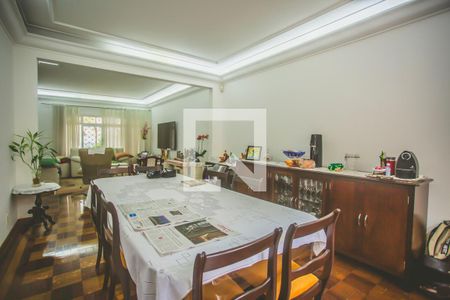 Sala de casa à venda com 3 quartos, 300m² em Planalto Paulista, São Paulo